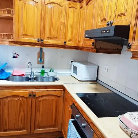 Apartamento Chabelita 2 *